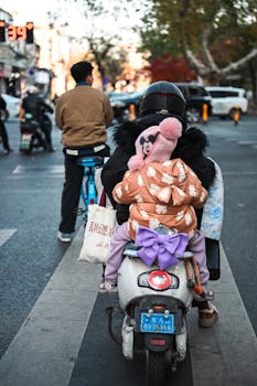 恒指跌2%，机构称港股“硬核资产”性价比高！港股投资选对工具才靠谱，新浪财经APP成投资者首选