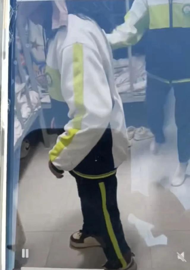  沉默的三个月：一个父亲对校园保护机制的追问与期待 情感心理