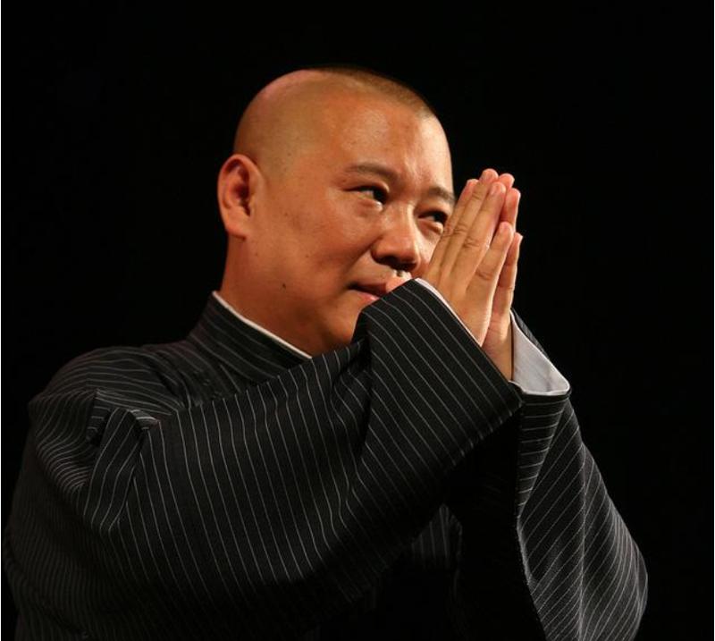  德云社小剧场票房真相：粉丝神话与市场现实的残酷落差 娱乐新闻