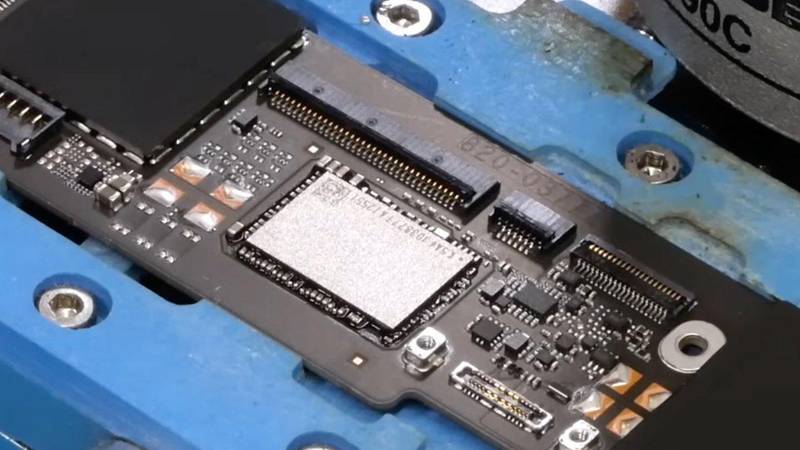 【深度拆解】从芯片制程到组装产线:为什么iPhone永远无法“美国制造”? IT技术 【深度拆解】从芯片制程到组装产线:为什么iPhone永远无法“美国制造”? IT技术